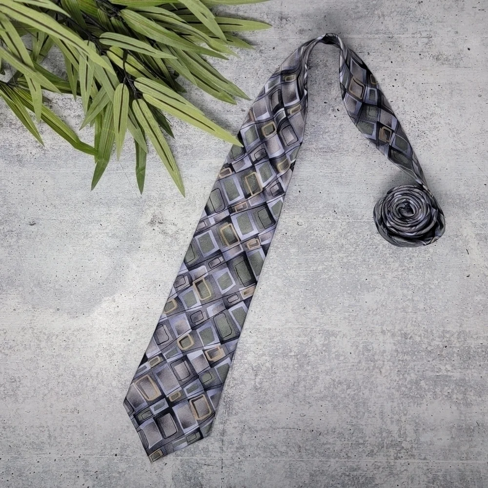 J. Garcia | 2008 Nevsky Limited Edition Geometric Print Tie